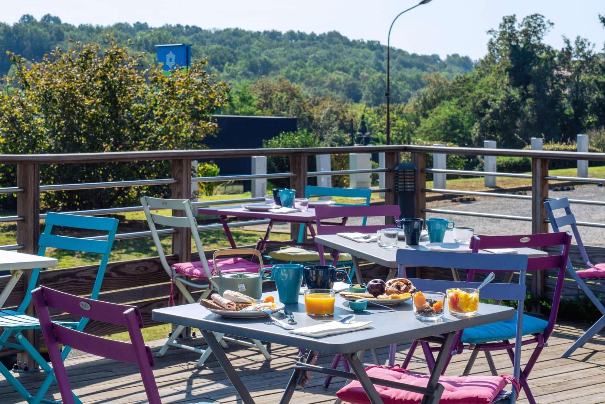 Sure Hotel By Best Western Sarlat-la-Canéda Exterior foto